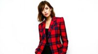 aubrey plaza s plaid style